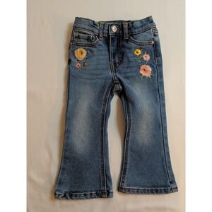 Wonder Nation Girls 2T Medium Wash Floral Embroidered Flare Jeans WA32100078104